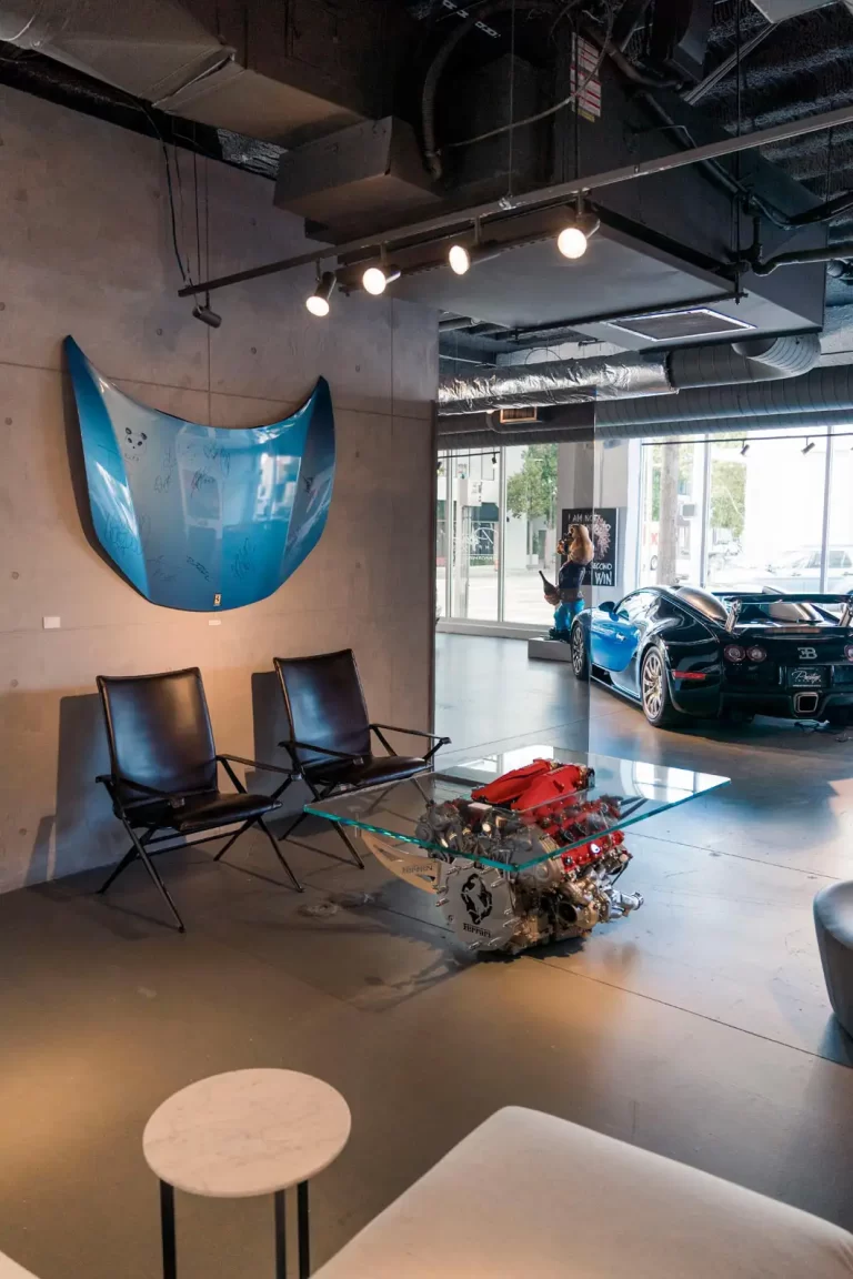 mph-club-ferrari-california-t-special-handling-engine-v8-twin-turbo-coffee-table-display