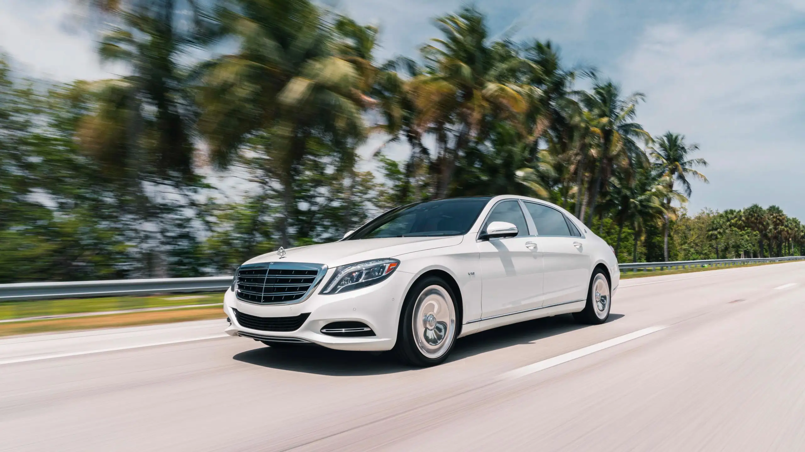 mercedes-benz-maybach rental exterior luxury car mph club scaled