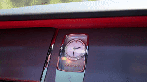 Rolls Royce Dawn red int