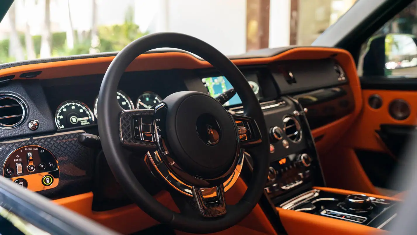 luxury suv rental rolls royce cullinan dashboard mph club