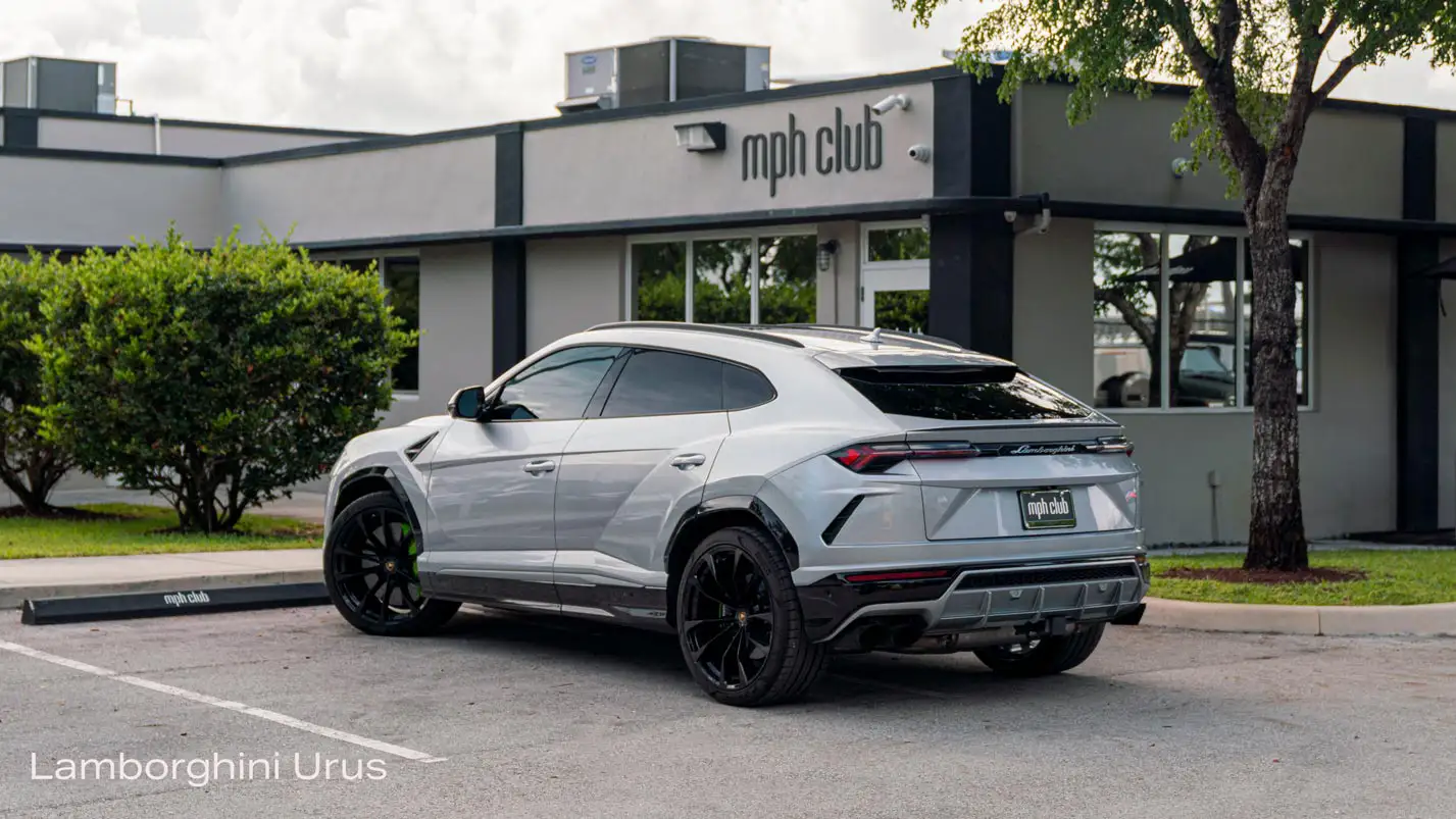 lamborghini-urus-rental-vs-mercedes-benz-g63-rental-mph-club-rear2