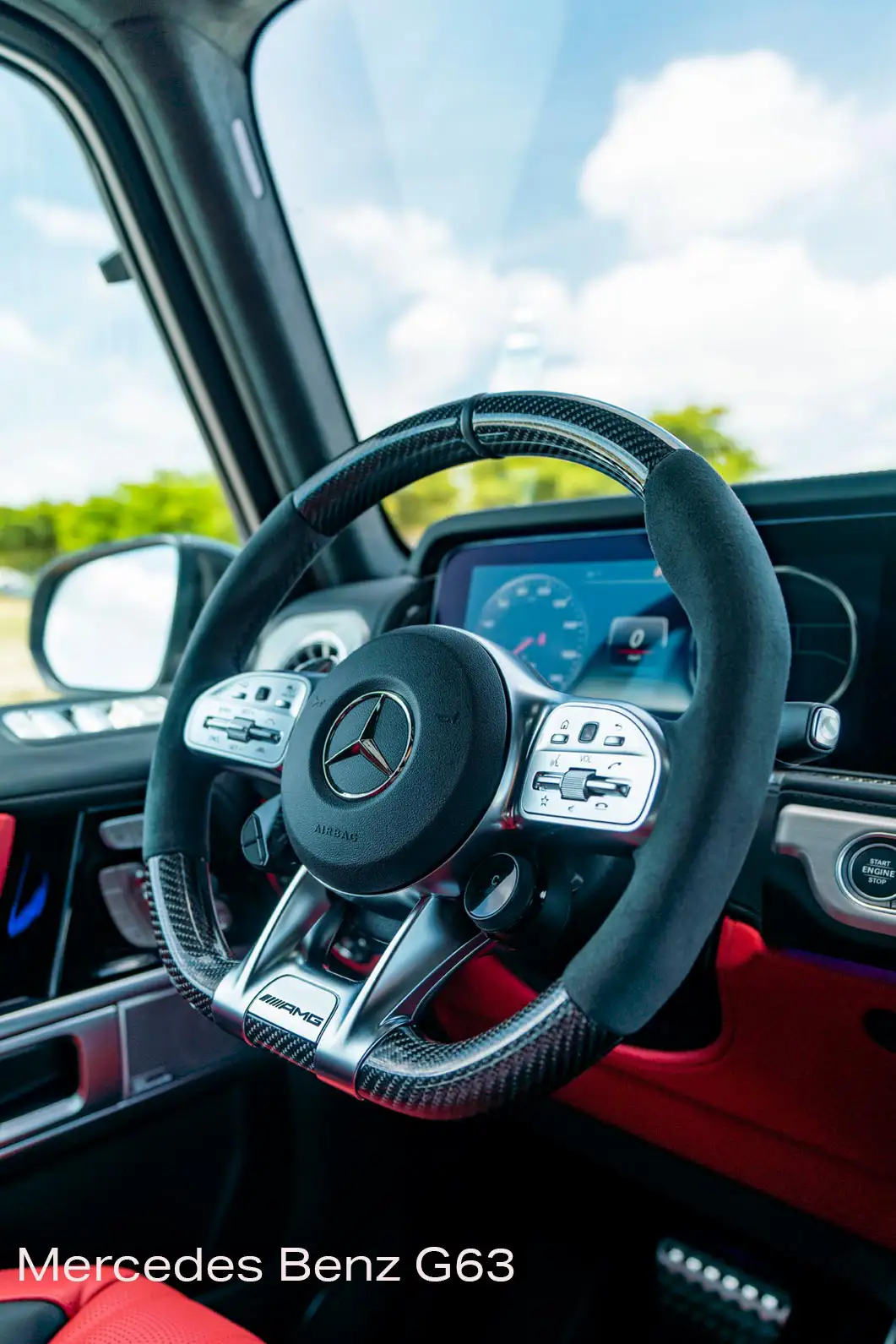 lamborghini-urus-rental-vs-mercedes-benz-gwagon-rental-mph-club-dashboard