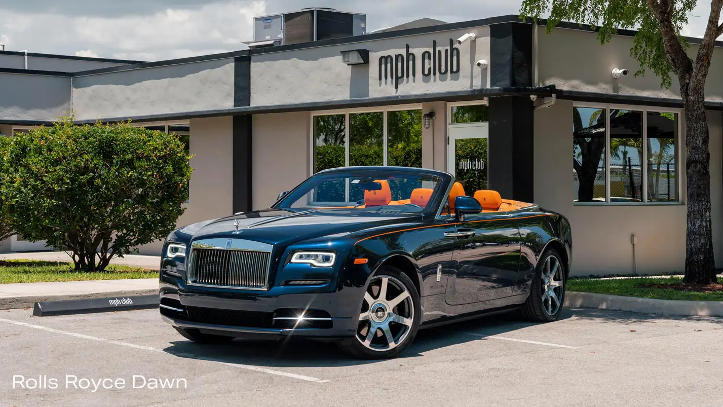rolls-royce-dawn-rental-vs-bentley-gtc-rental-mph-club-side-view04