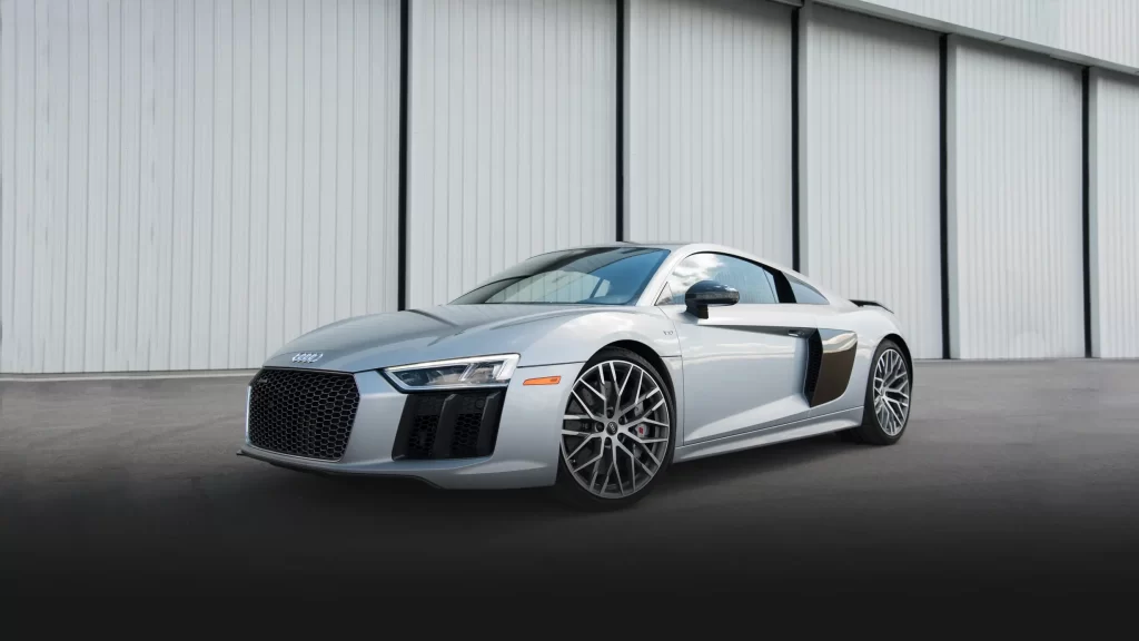 Audi R8 rental cover - mph club