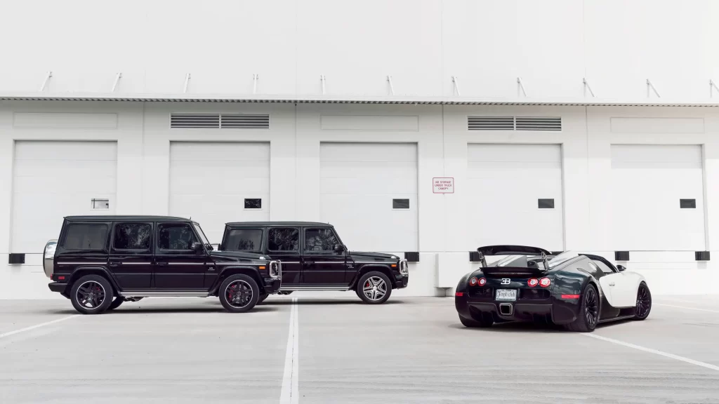 Bugatti Veyron roadster rental and Mercedes Benz GWagon mph club