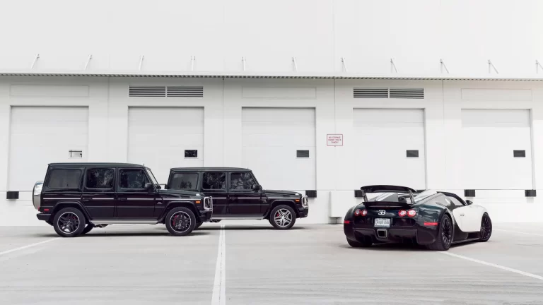 Bugatti Veyron roadster rental and Mercedes Benz GWagon mph club