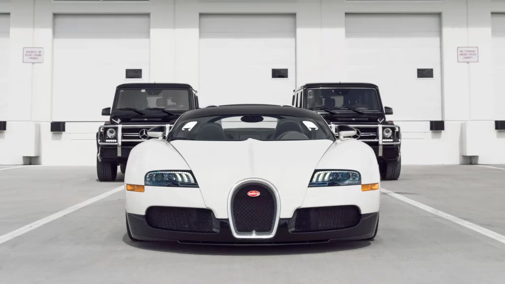 Bugatti Veyron roadster rental front view mph club