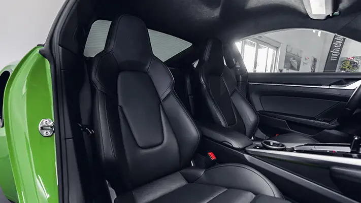 Green Porsche 911 Turbo S interior view - mph club