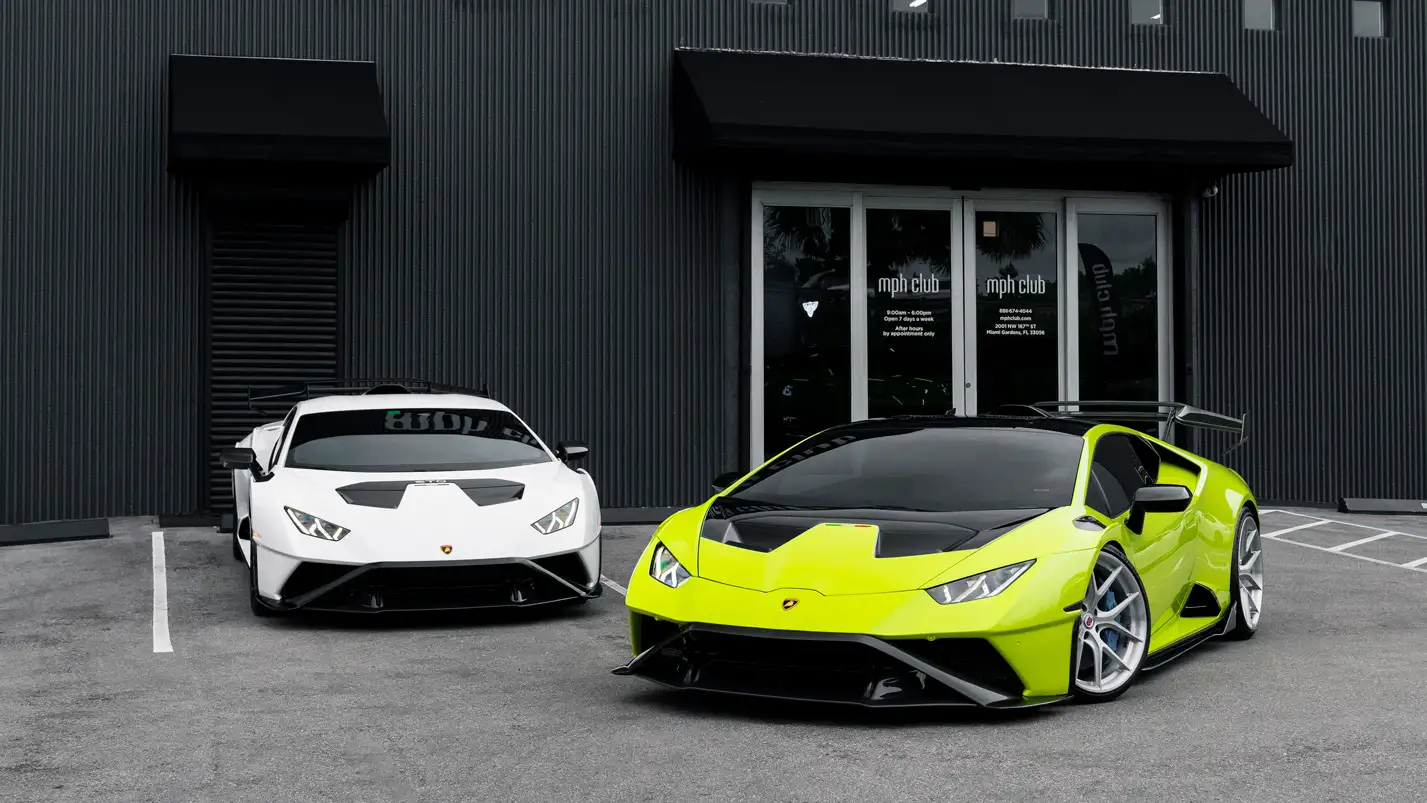 Unleashing the thrill of renting Lambos blog post - mph club 7