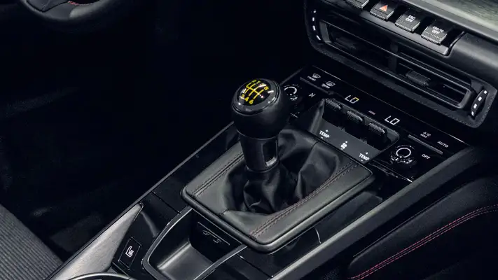 Porsche 911 GT3 Touring stickshift view - mph club 2